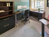 NeoCon 2023 / 400E / table ajustable Essentiel