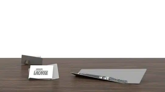 Lacasse - Stad - Card Holder and Plate