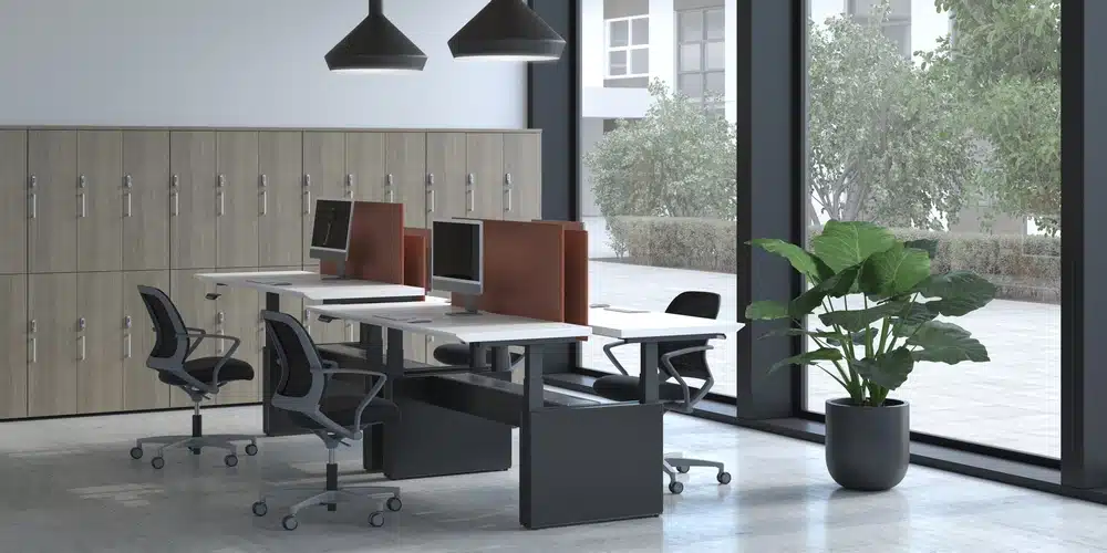 C.I.T.&Eacute;., Bureaux &agrave; hauteur ajustable par Groupe Lacasse
