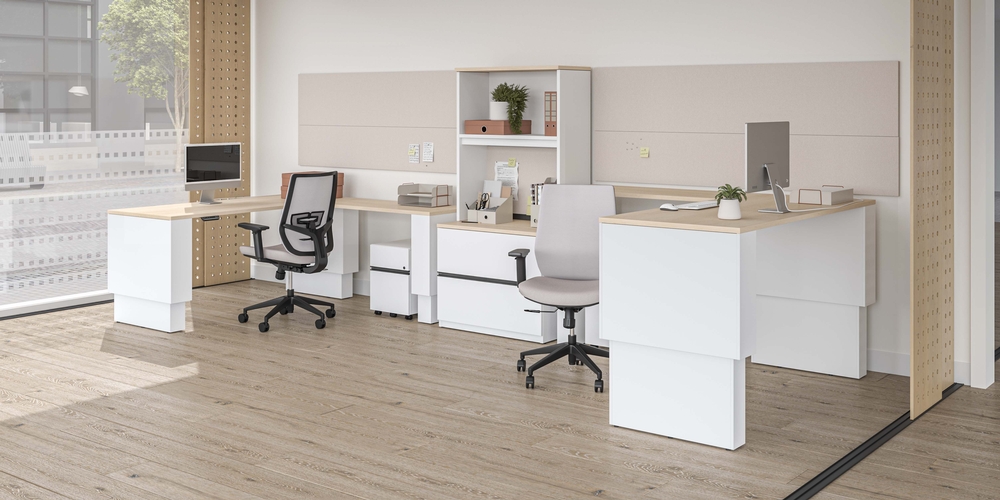 Concept 400E, Bureaux &agrave; hauteur ajustable par Groupe Lacasse