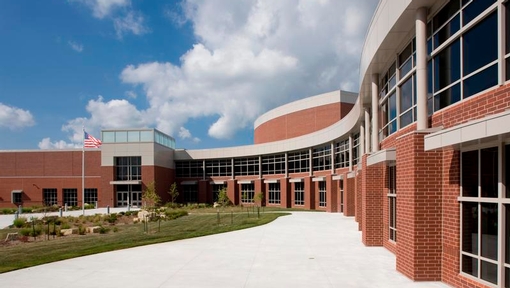 &Eacute;cole Secondaire Hollis & Miller